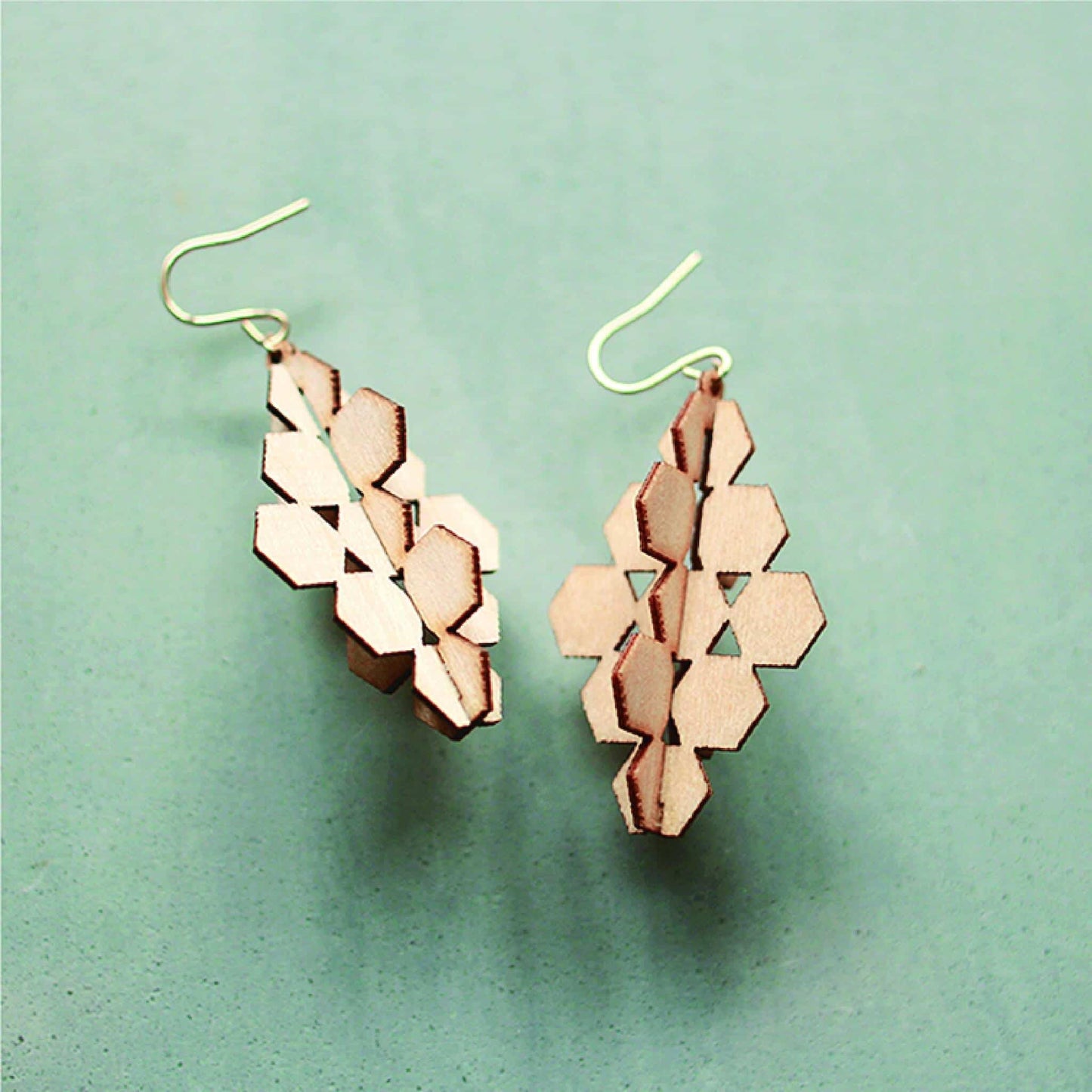 木製ピアス