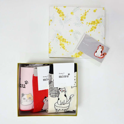 【GIFT SET】〈freyja〉ソックス2足／ハンカチ1足｜BOX入