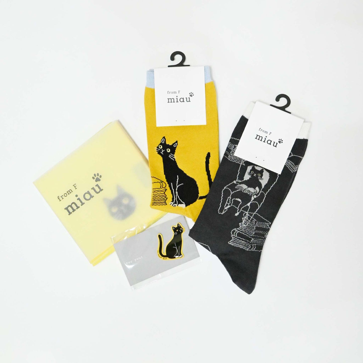 【GIFT SET】〈kuu〉ソックス2足／ハンカチ1足｜BOX入