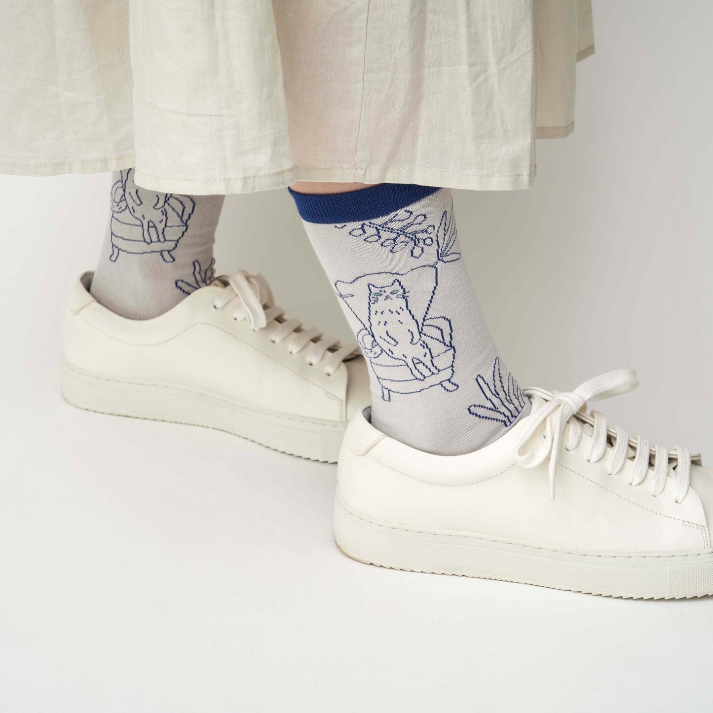 tuoli ja minä／椅子とわたし　クルー丈ソックス（3色）