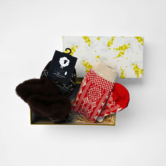 【GIFT SET】もこもこソックス〈雪の結晶〉／クルー丈ソックス〈あじさい〉各1足｜BOX入